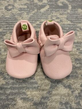 Pink Baby Bow Moccasins